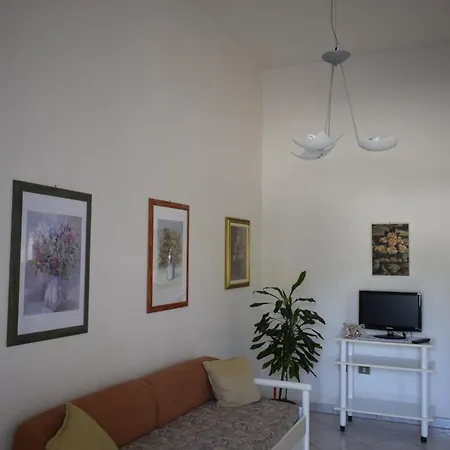 A Due Passi Dal Mare Apartment *